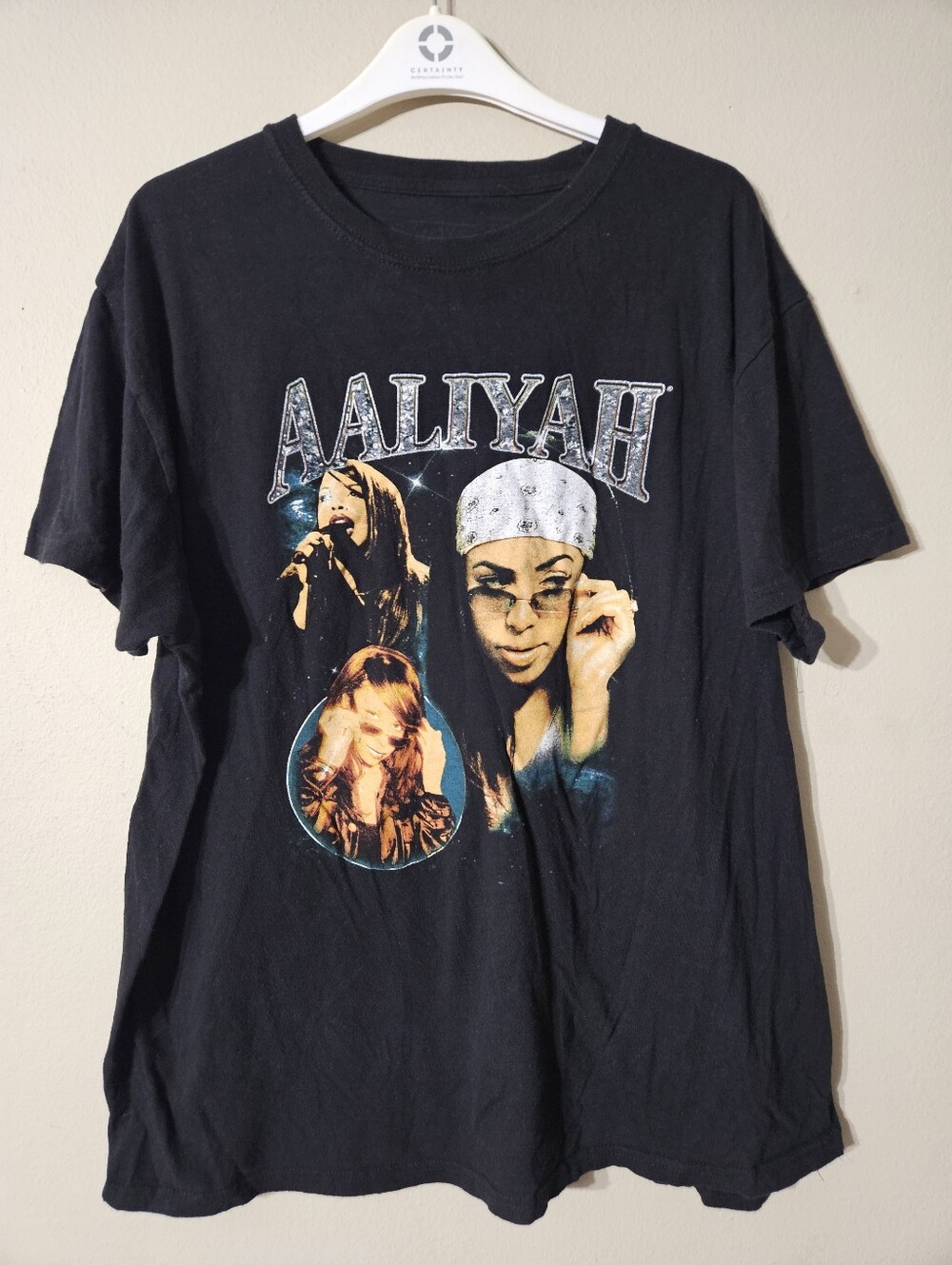 Aaliyah Graphic Tshirt Large